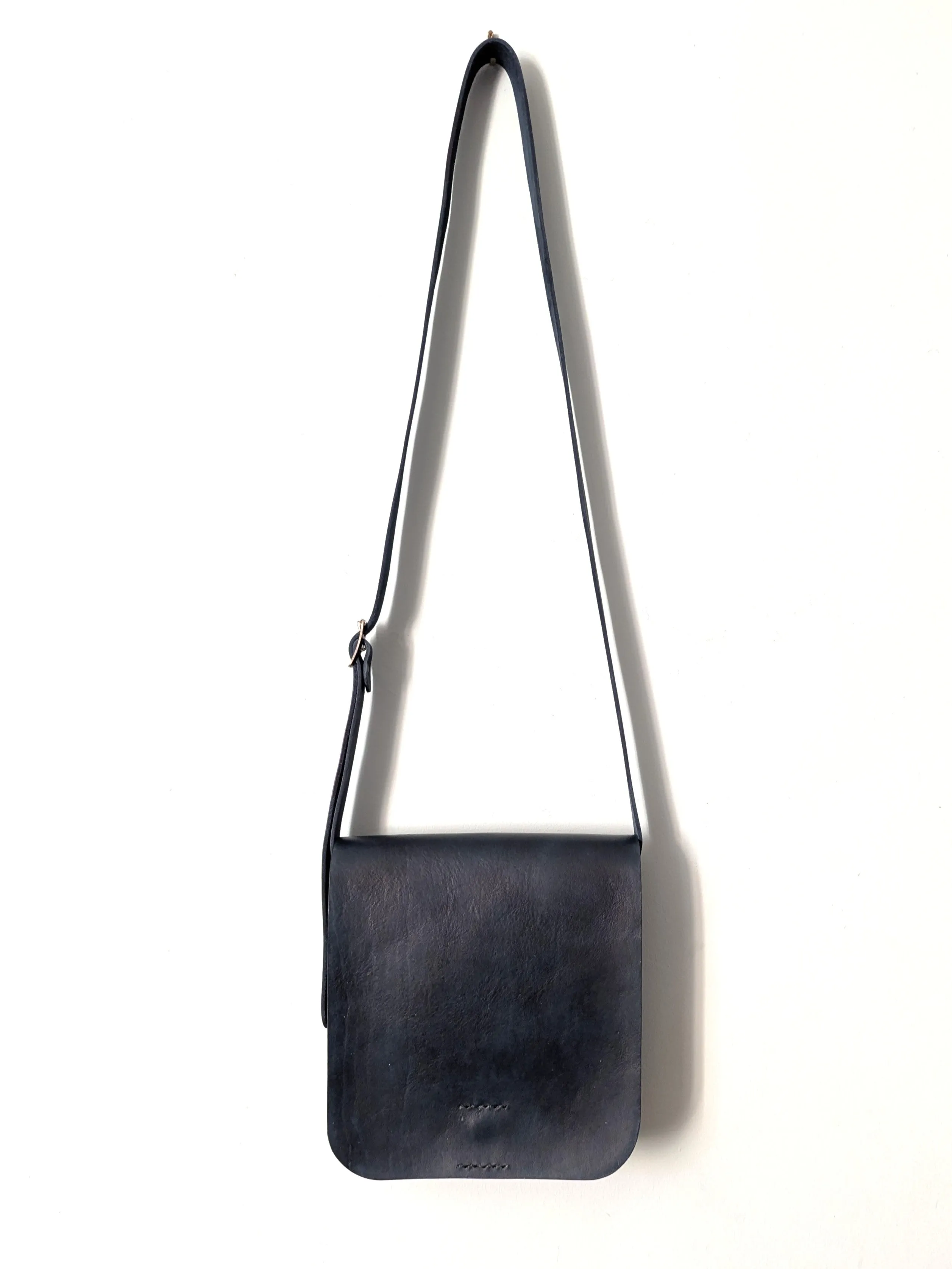 ** SALE ** Classic Messenger (Small)