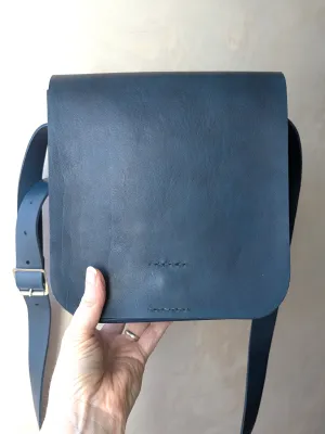 ** SALE ** Classic Messenger (Small)