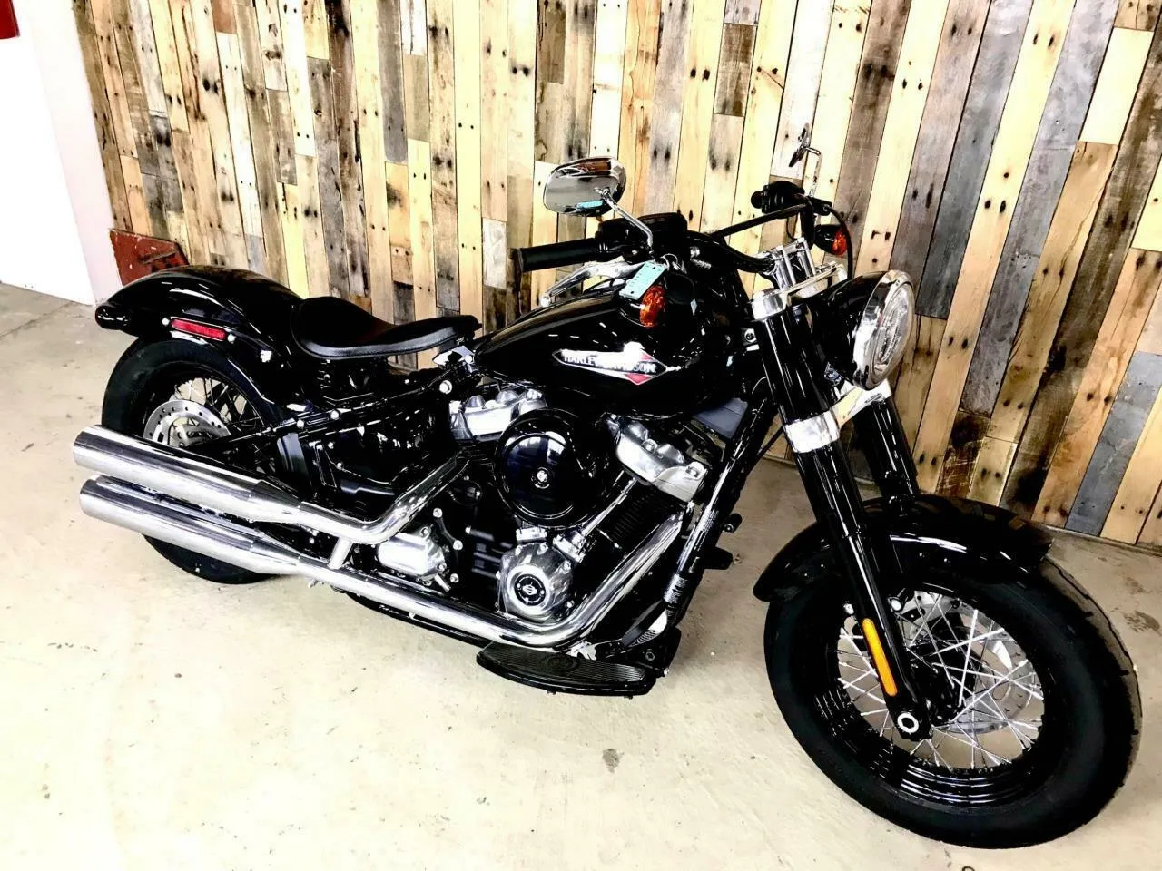 2018-2025 Harley Softail 11x16" Black Spring Seat P-Pad Conversion Mounting Kit bc