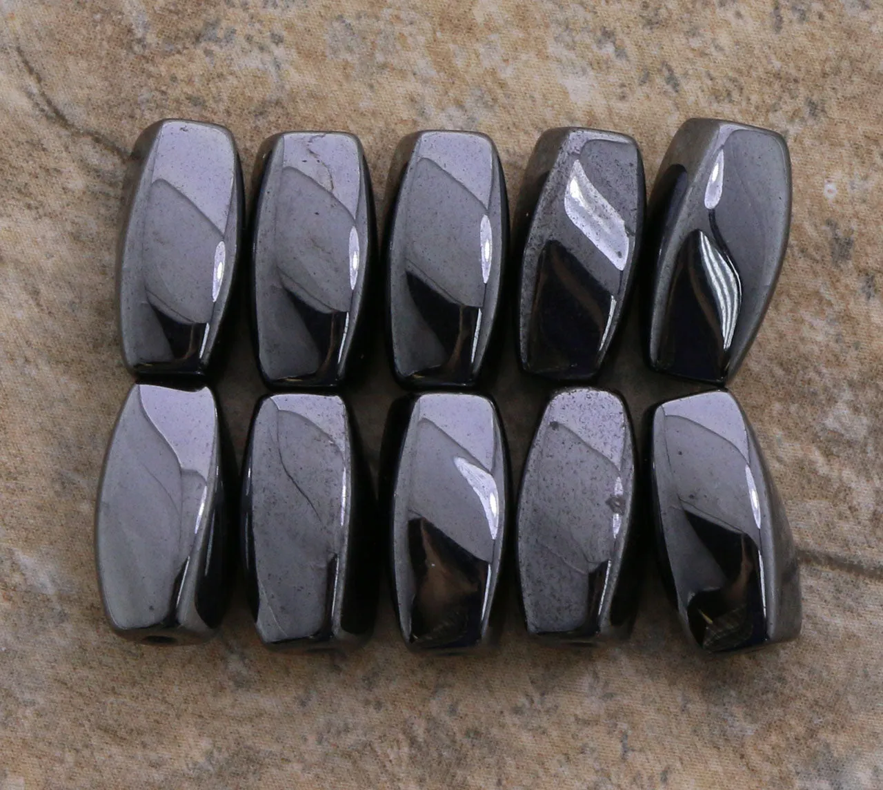 6X12mm Magnetic Hematite Twist Mh54