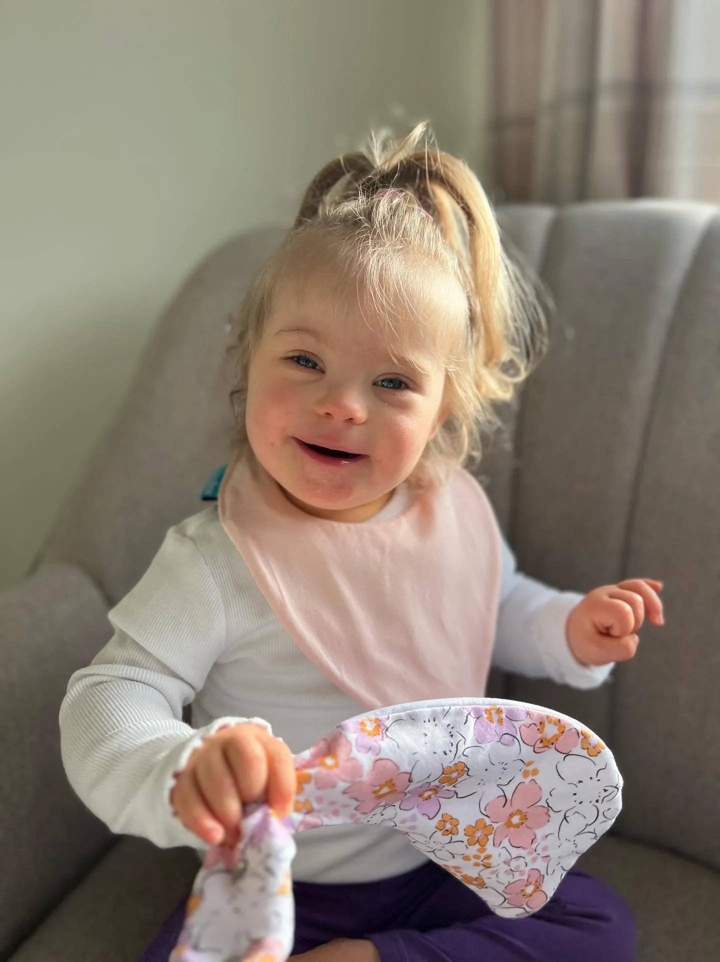 Blush Pink Waterproof Dribble Bib