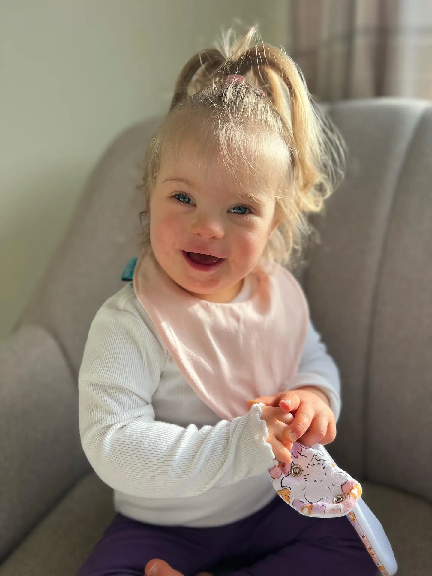Blush Pink Waterproof Dribble Bib