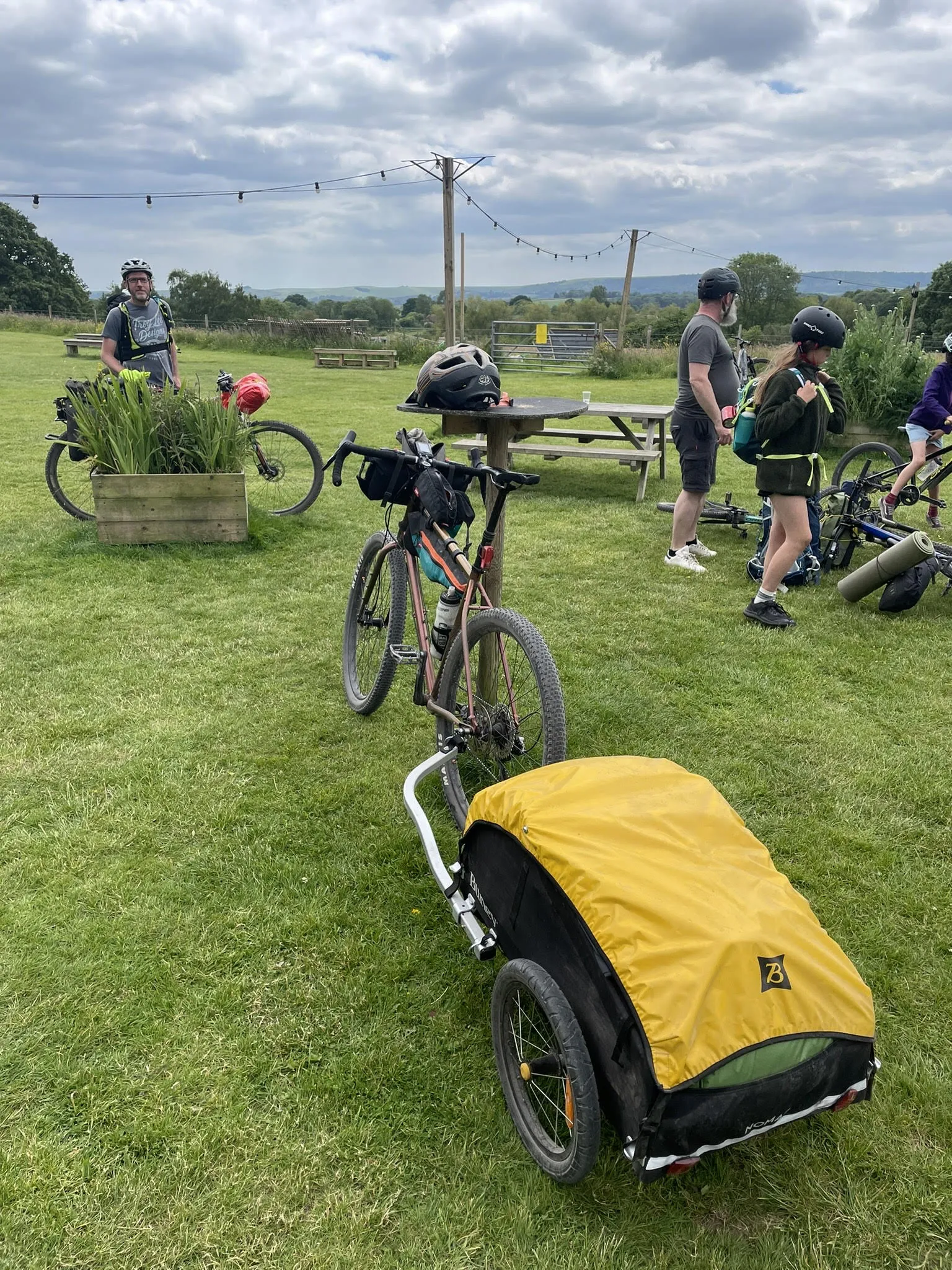 Burley Nomad™ Hire