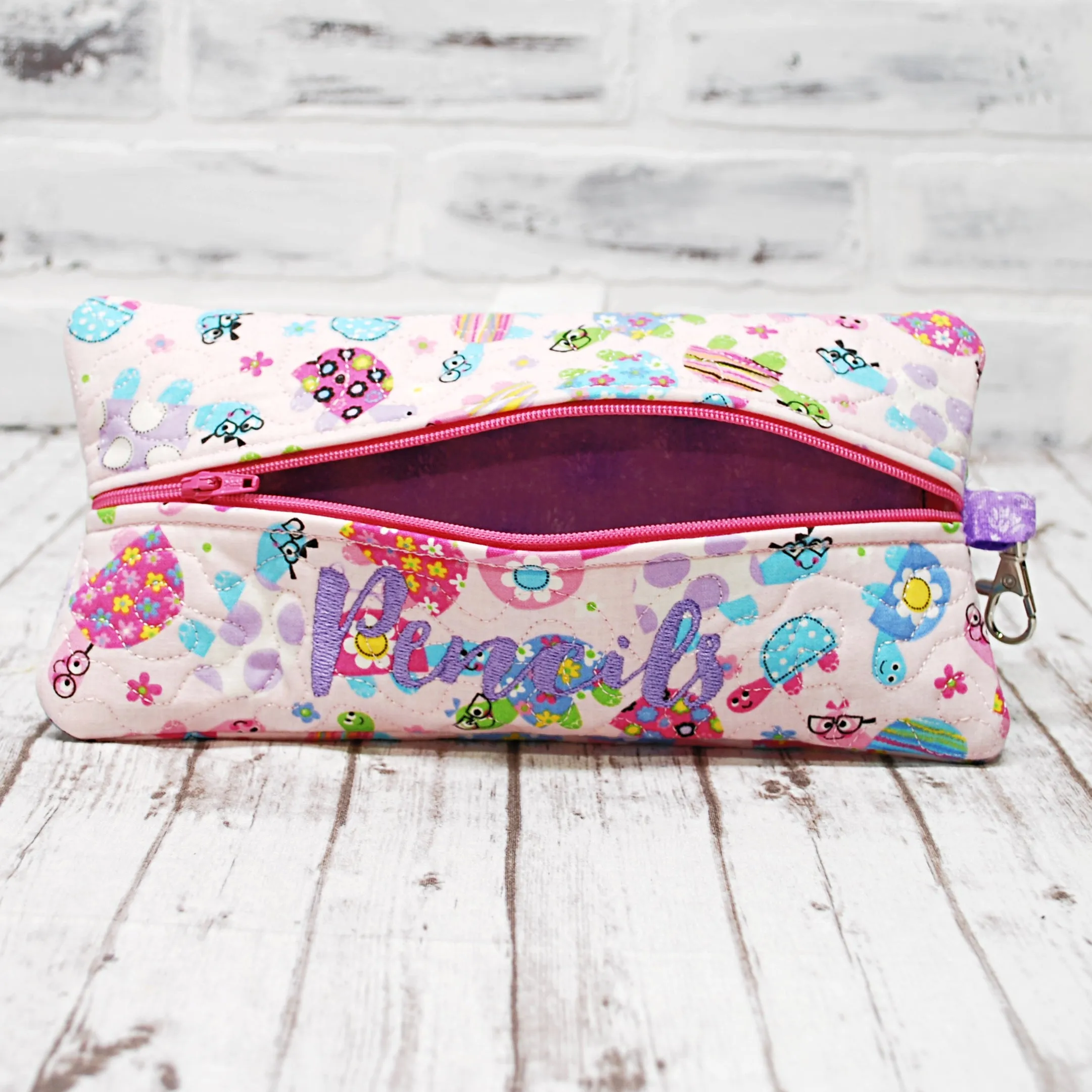 CLEARANCE Turtles on Pink Quilted Pouch
