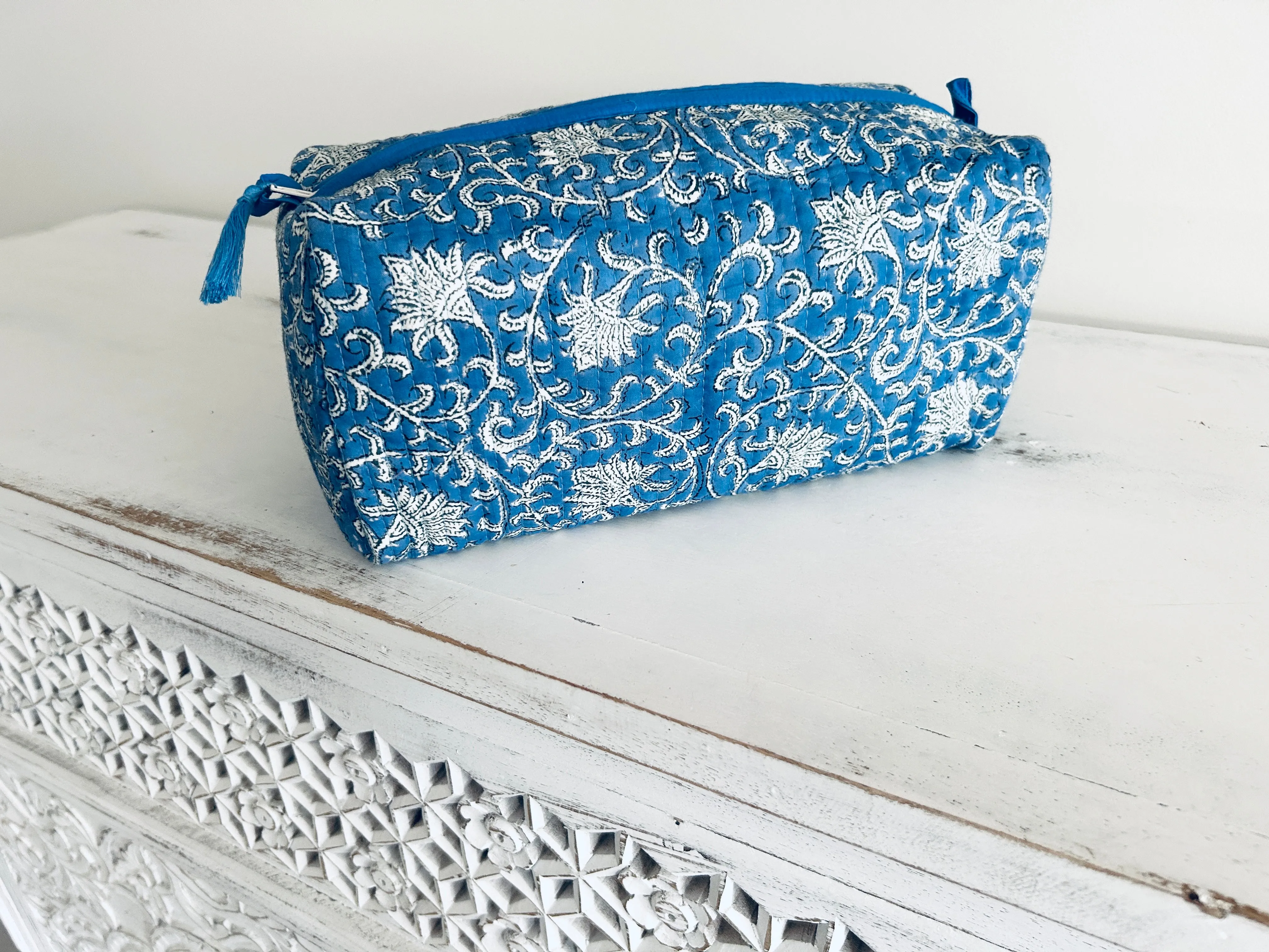 Cosmetic Bag ~ Lalana
