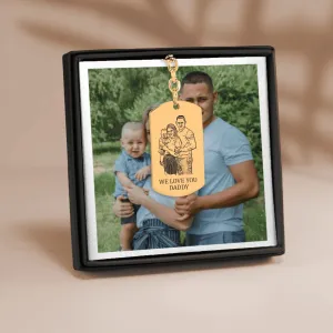 Engrave Custom Family Portrait Tag Keychain – Personalized Keychain with Family Members' Portraits, Names, and Special Details