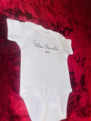 Fallon Aurielle Baby Unisex Signature 313 Rep Yo Set Area Code Onesie (White & Black)