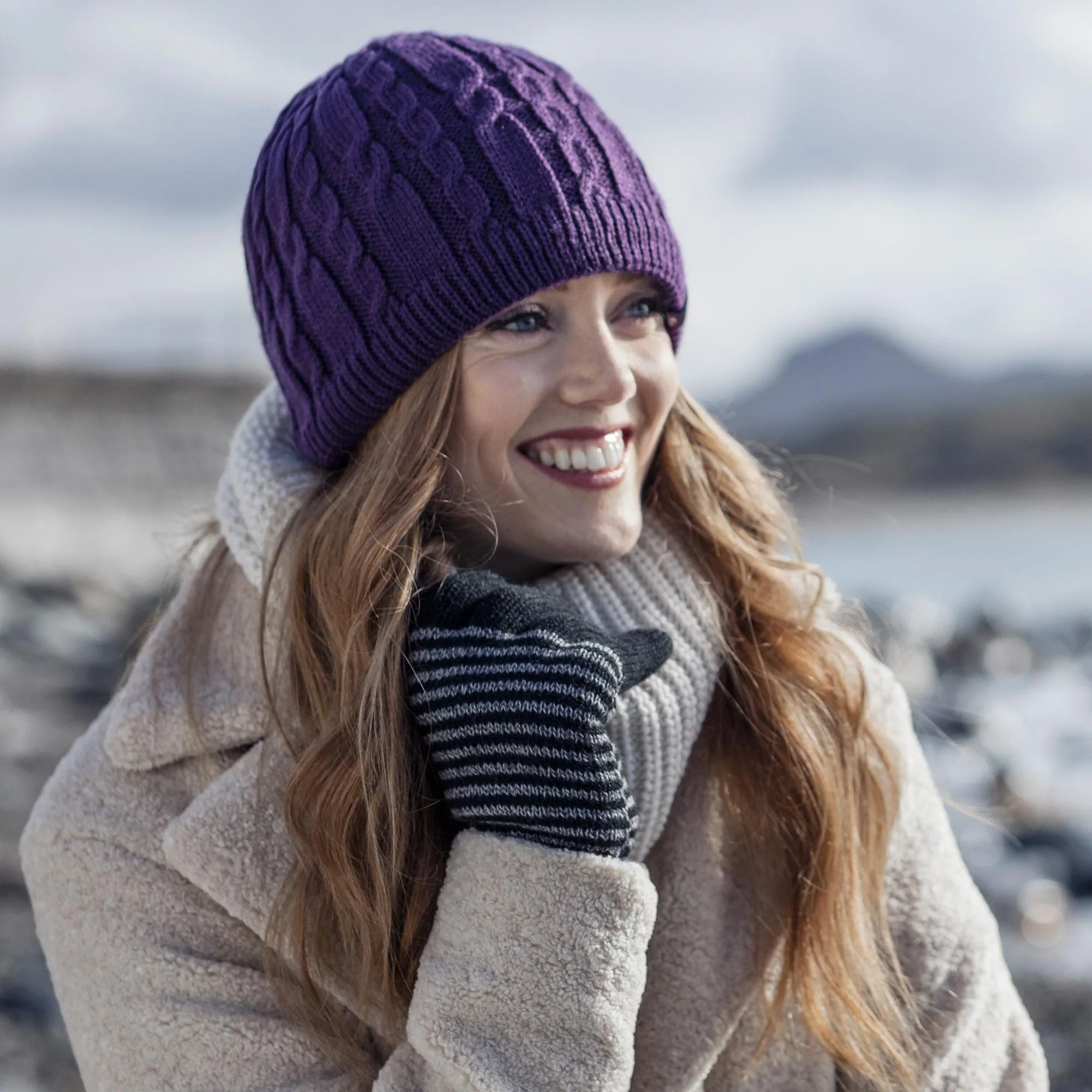Ladies Cable Knit Fleece Lined Knitted Thermal Beanie Hat