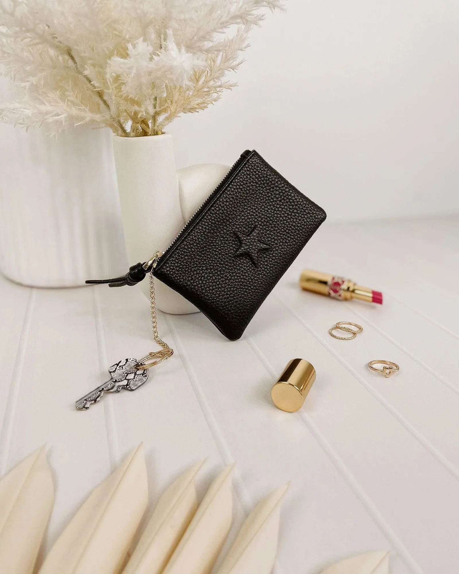 Louenhide Star Purse Black