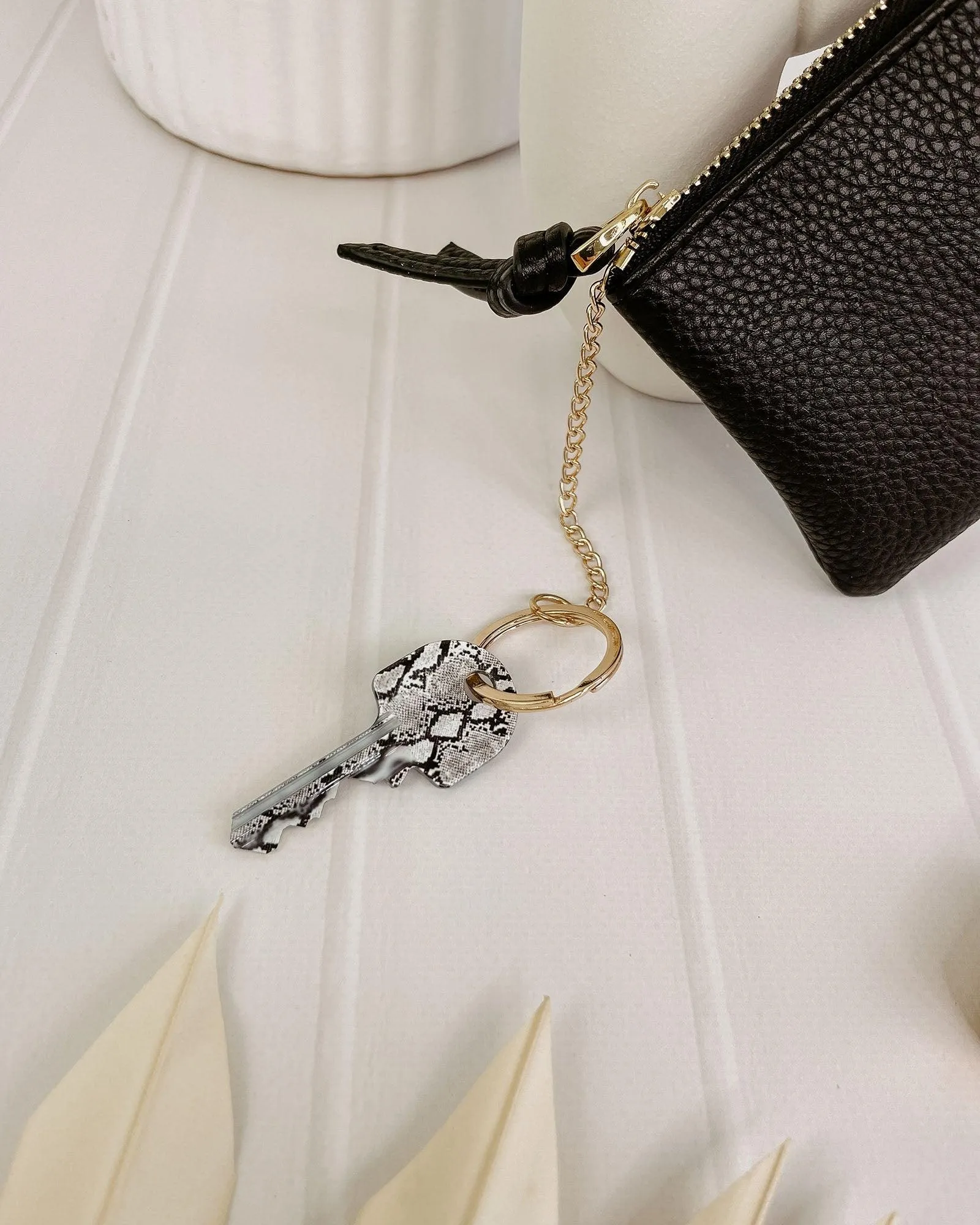 Louenhide Star Purse Black