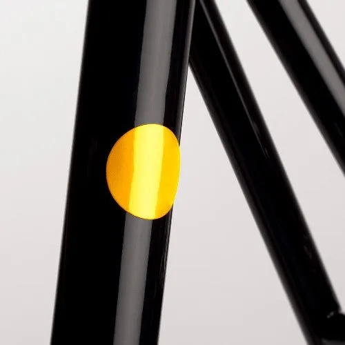 Magnetic Reflectors