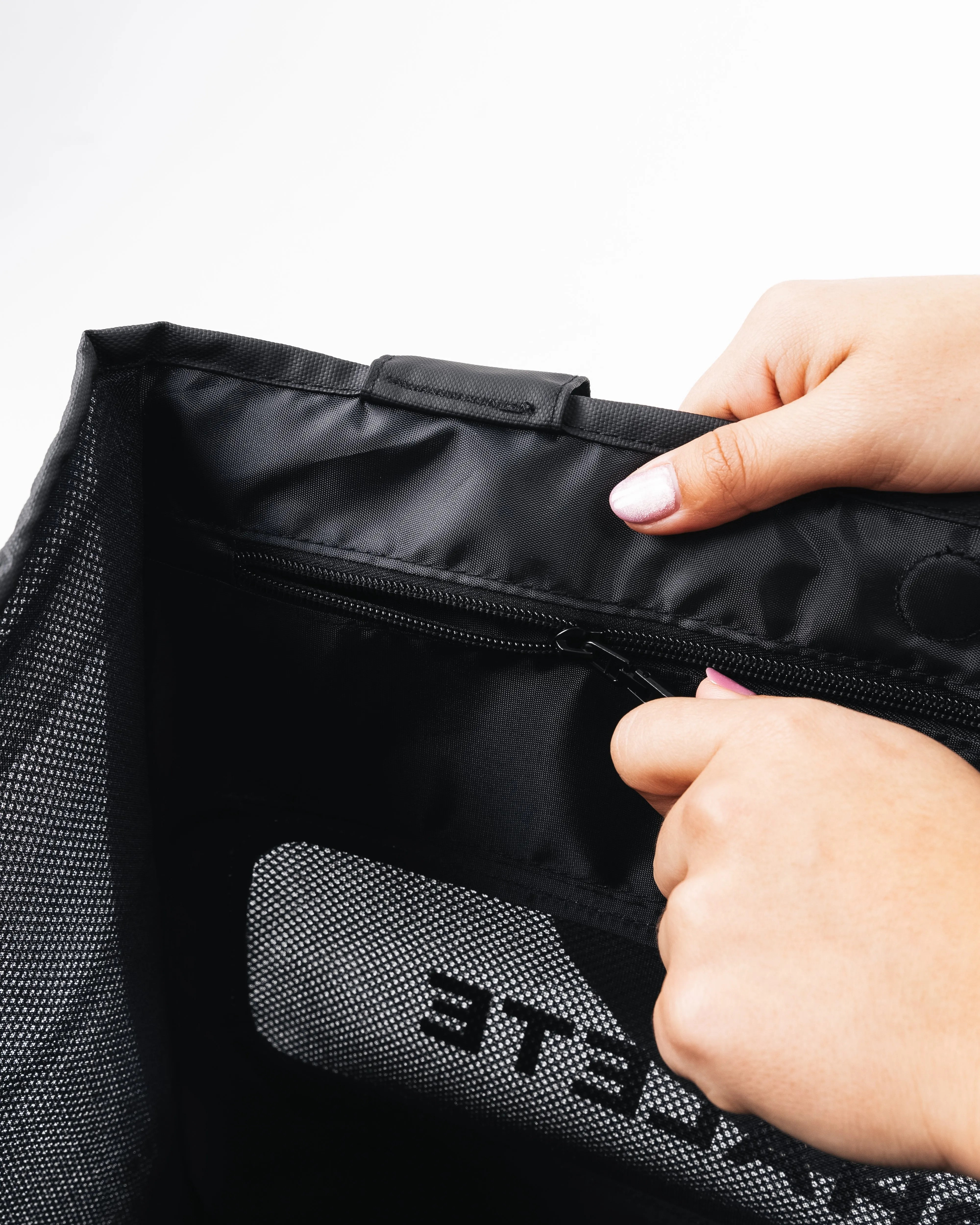 Mesh Tote Bag - Black