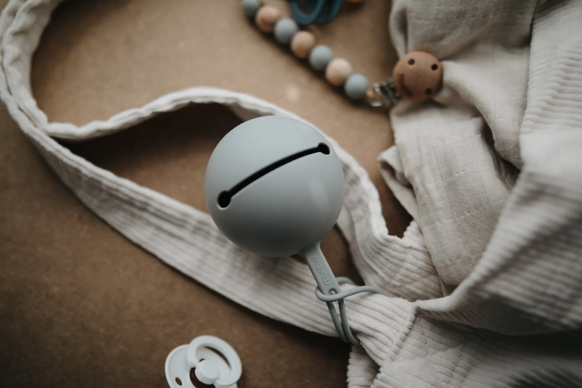 Mushie Pacifier Case (Cambridge Blue)