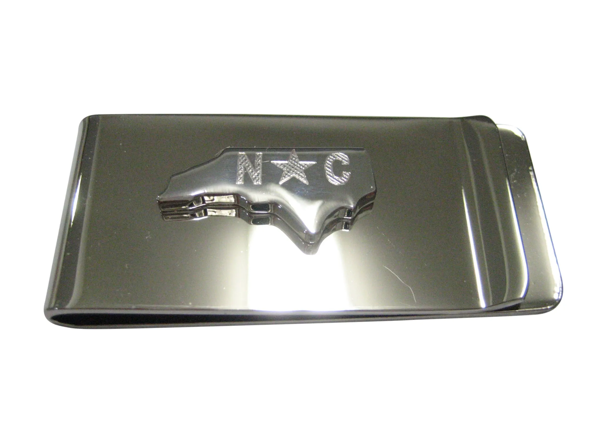 North Carolina State Map Shape and Flag Design Money Clip