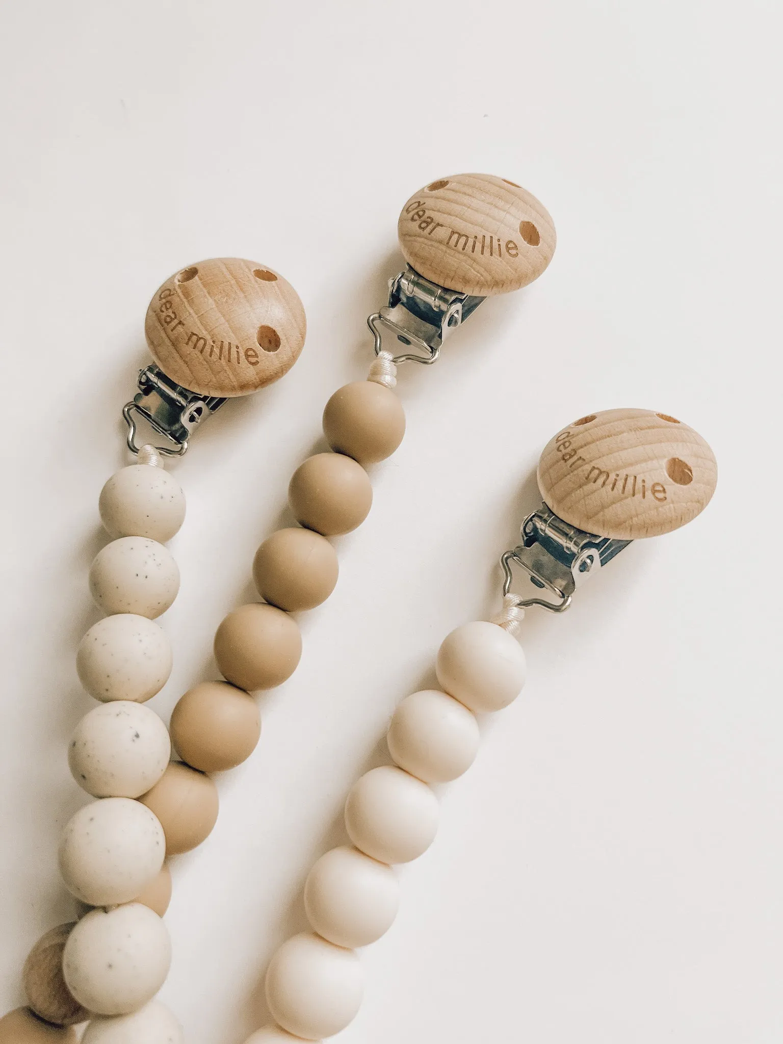 Pacifier Clip - Speckled Oat