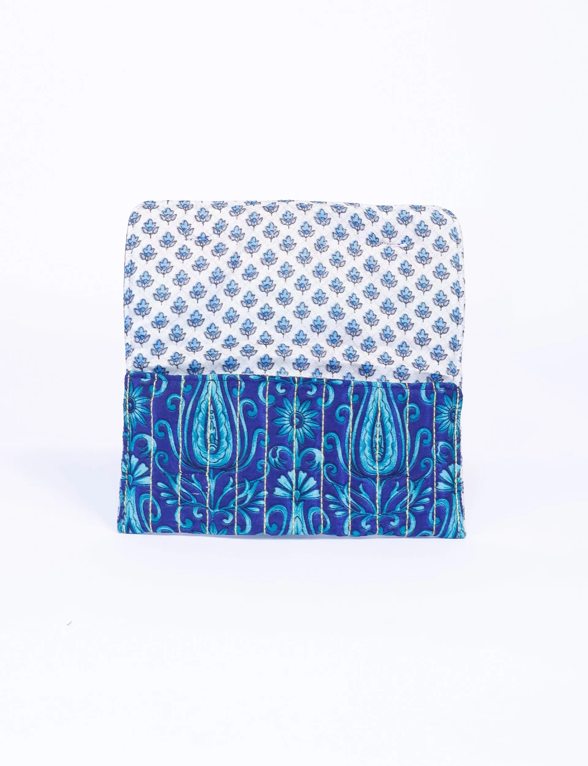 QUILTED SUNGLASSES CASE