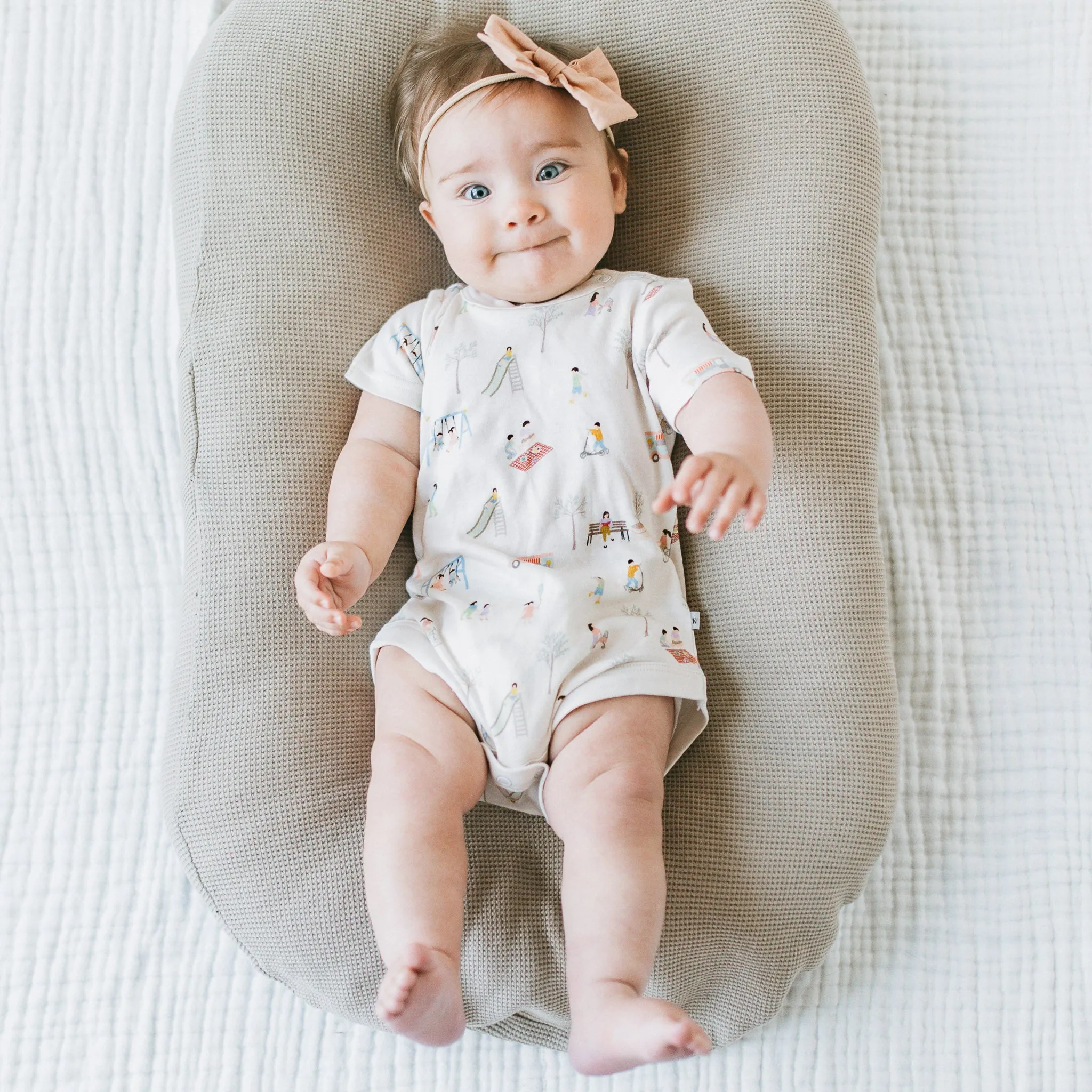 Short Sleeve Bodysuit - In The Park