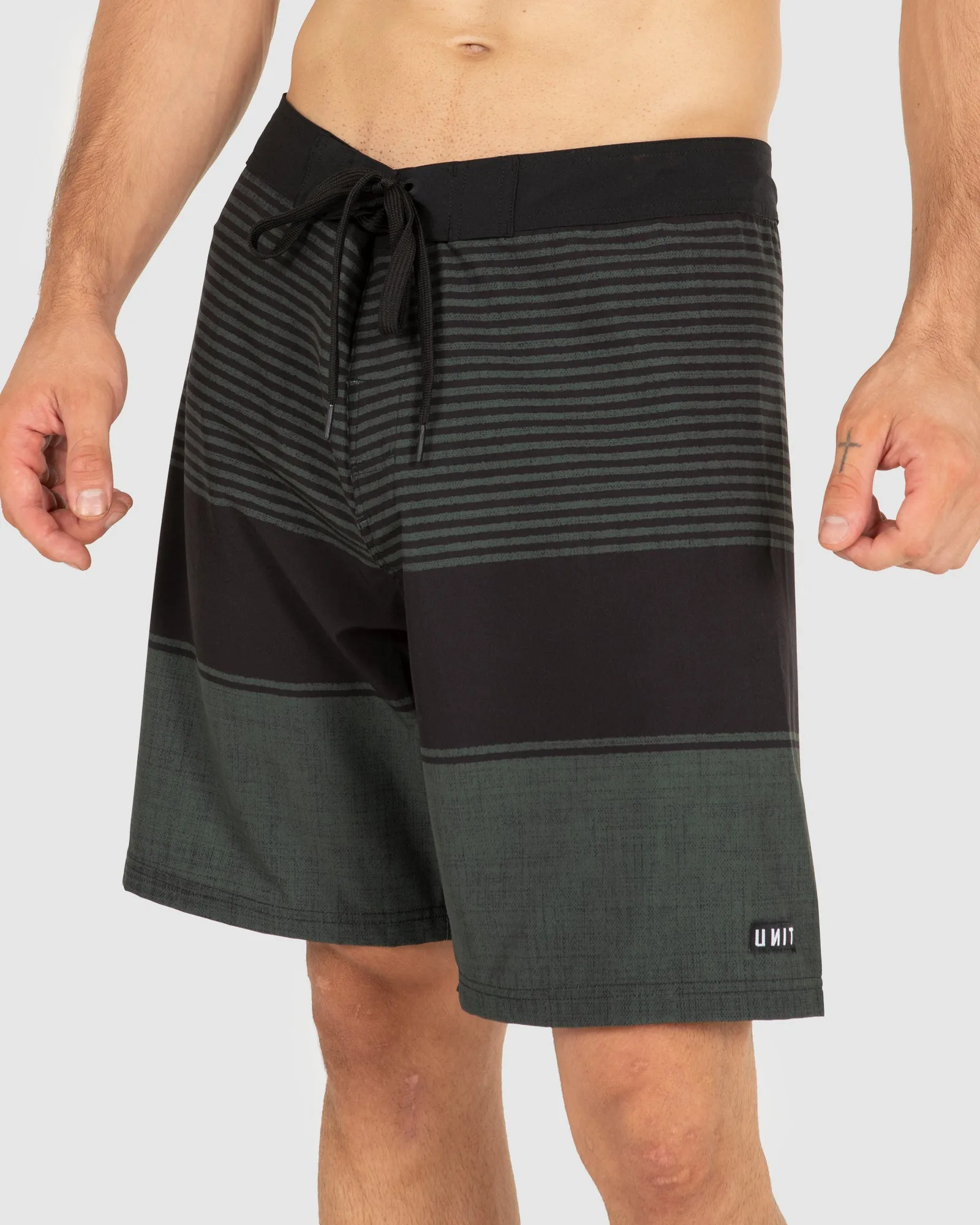 UNIT Raw Mens 19" Boardshorts