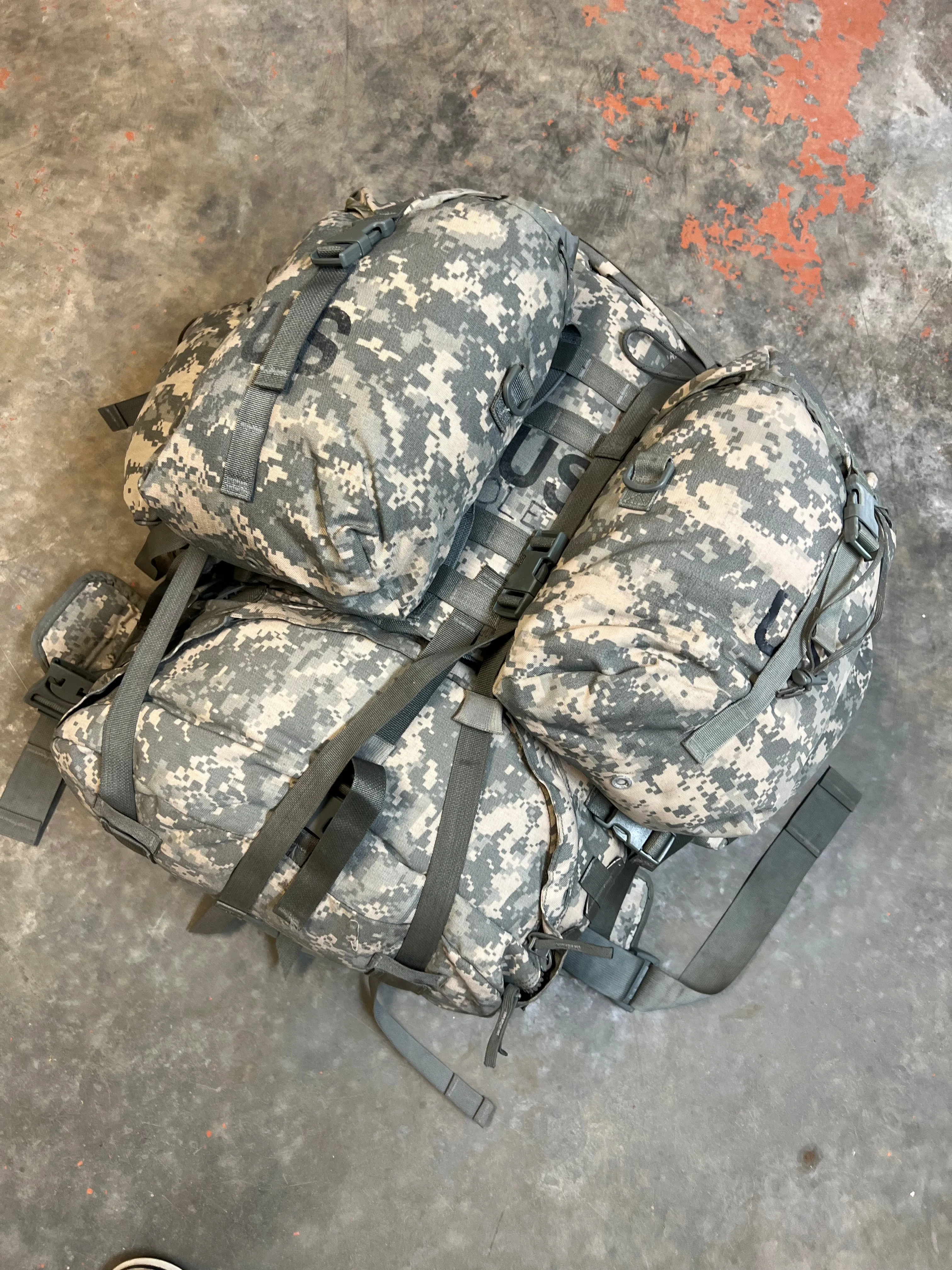 US Sustainment Pouches