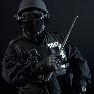 UZI 21-Inch Expandable Anti-Slip Baton