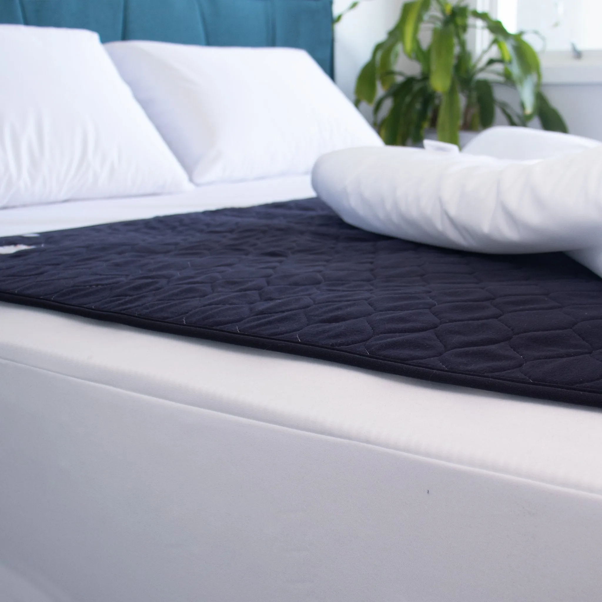 Waterproof & Absorbent Bed Pad (no wings)