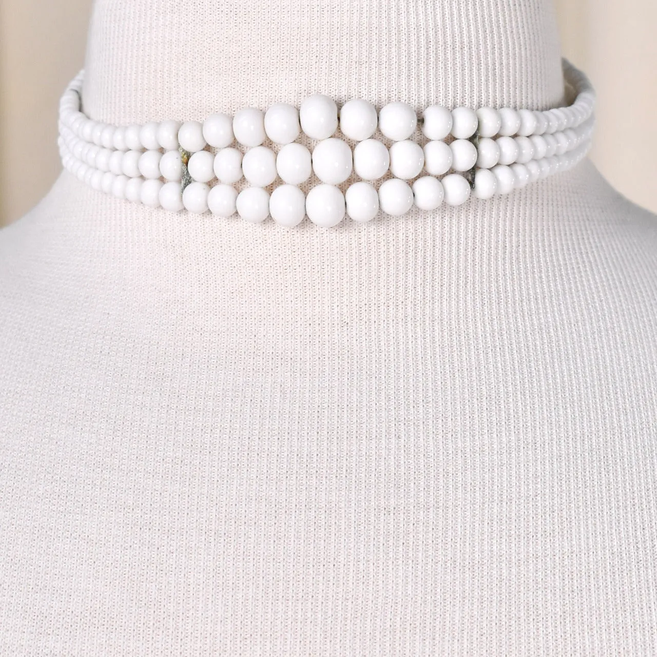 White Expandable Necklace Set
