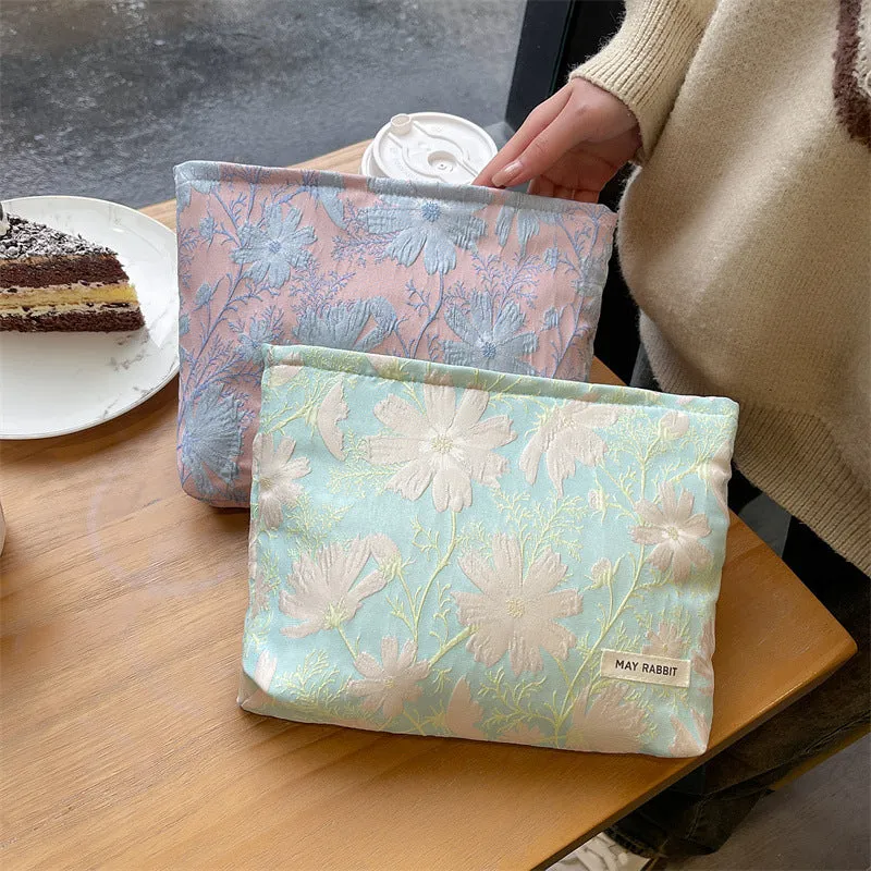 Wholesale MAY RABBIT new retro embossed flower high quality cosmetic bag large capacity canvas bag female liner bag