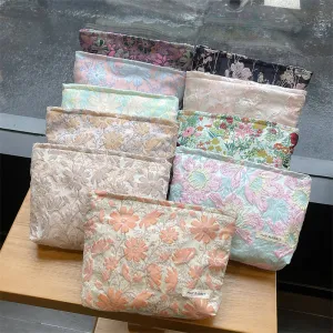 Wholesale MAY RABBIT new retro embossed flower high quality cosmetic bag large capacity canvas bag female liner bag