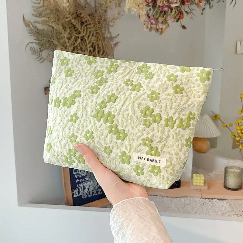 Wholesale MAY RABBIT new retro embossed flower high quality cosmetic bag large capacity canvas bag female liner bag