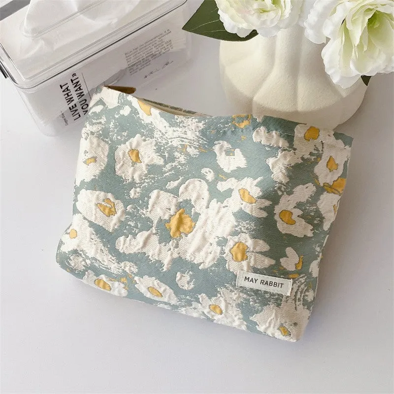 Wholesale MAY RABBIT new retro embossed flower high quality cosmetic bag large capacity canvas bag female liner bag