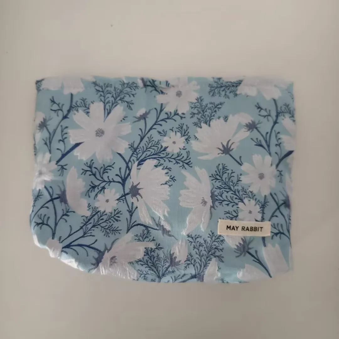 Wholesale MAY RABBIT new retro embossed flower high quality cosmetic bag large capacity canvas bag female liner bag