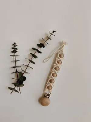Wood & Macrame Pacifier Clip