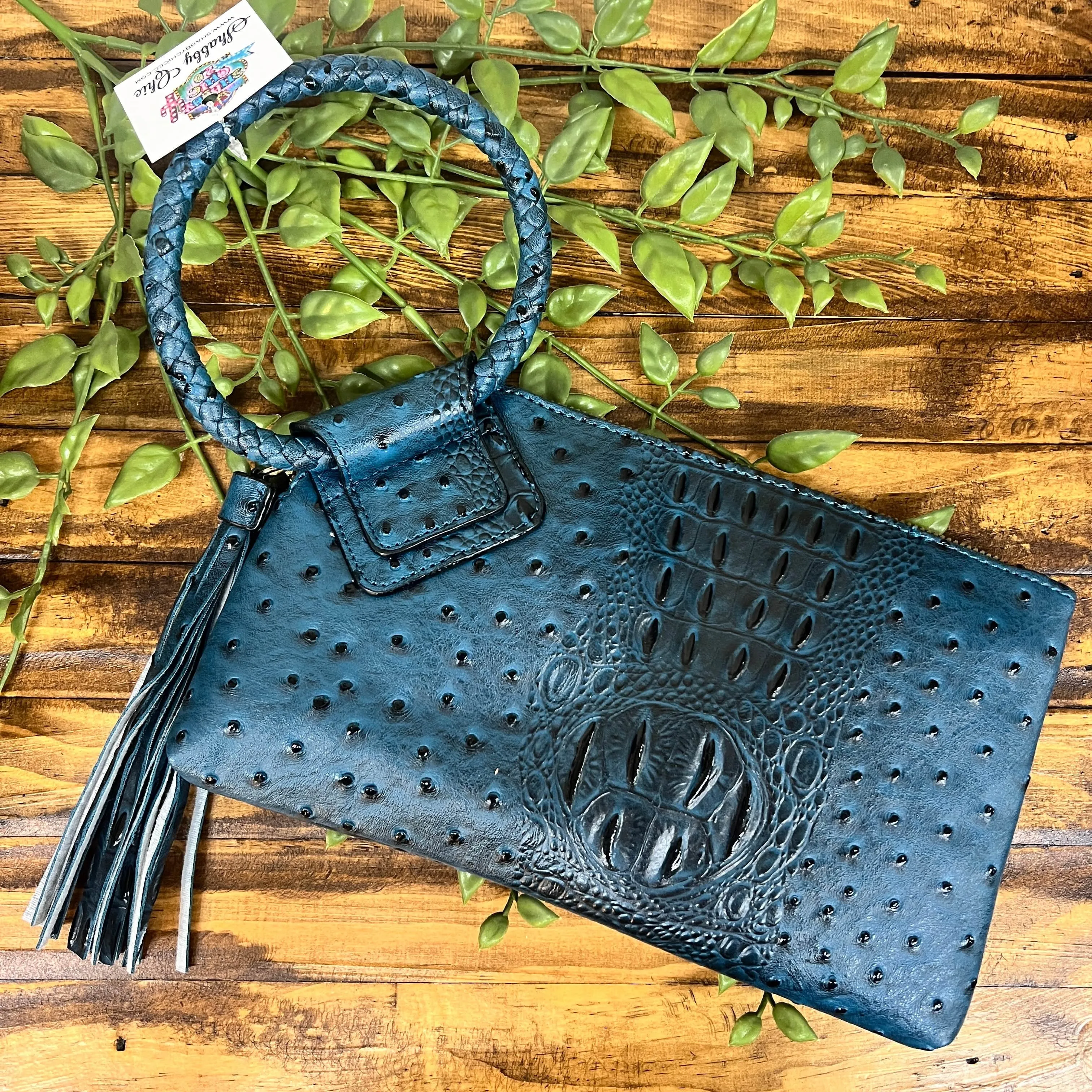 Wristlet Fringe Free - Blue